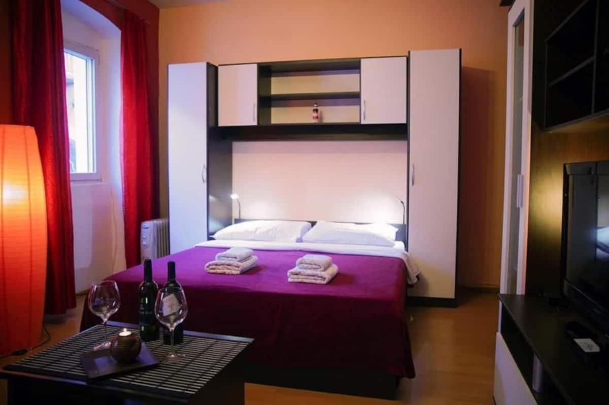 Historic Luxury Old Town Apartment Zadar Exterior photo